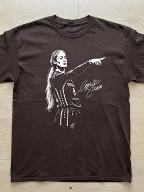 Sophie Cunningham Pointing Pose Signature T-Shirt |Sports vibes |Basketball Fans